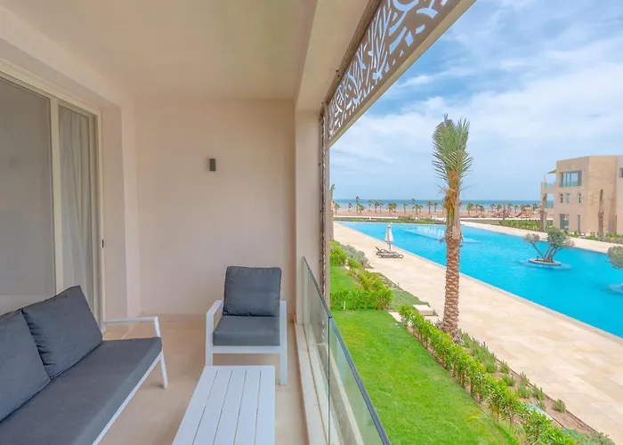 Mangroovy 2 Bedroom Sea View Apartment, Pool & * Hurghada