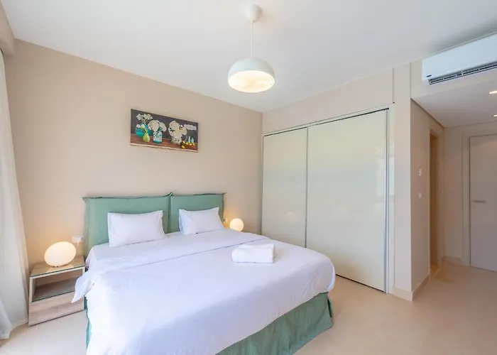 Mangroovy 2 Bedroom Sea View Apartment, Pool & Hurghada
