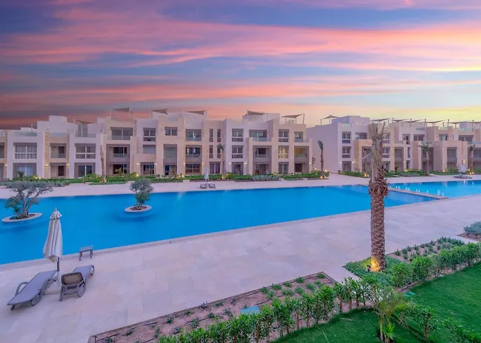 Mangroovy 2 Bedroom Sea View Apartment, Pool & Apartment Hurghada
